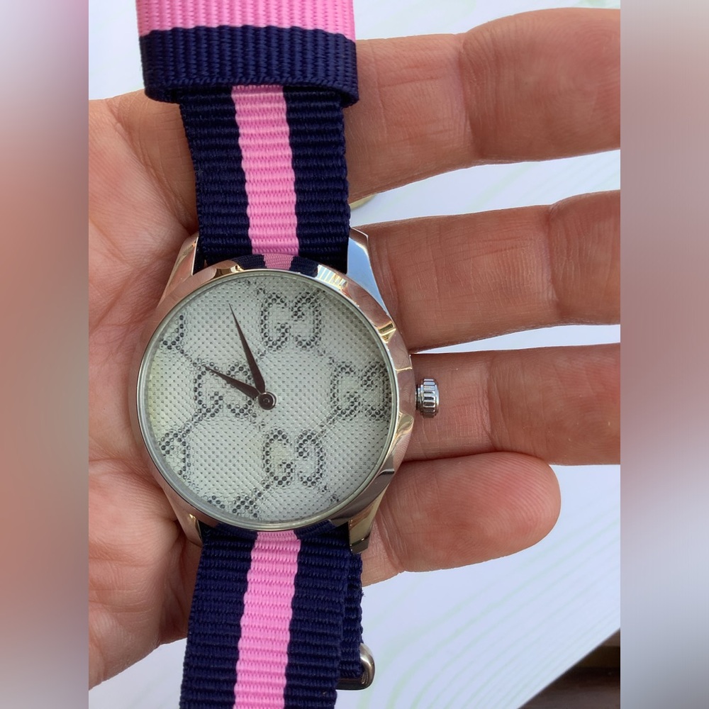 Authentic GUCCI ladies wristwatch 💗💗